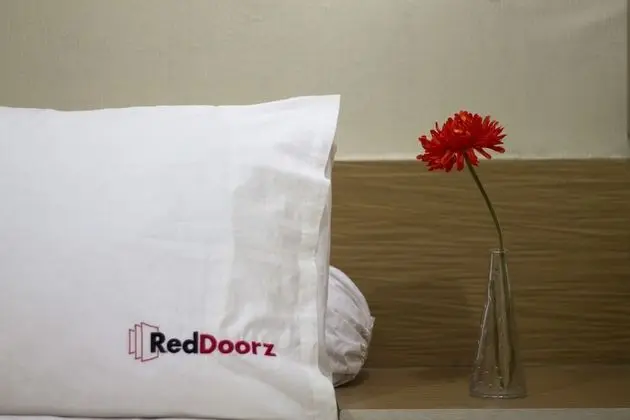 Reddoorz Room