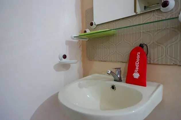 İki Ayrı Yataklı Oda (RedDoorz)