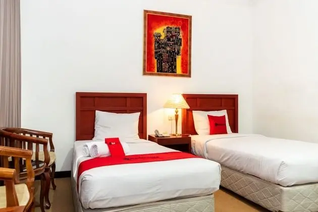 Deluxe İki Ayrı Yataklı Oda (RedDoorz)