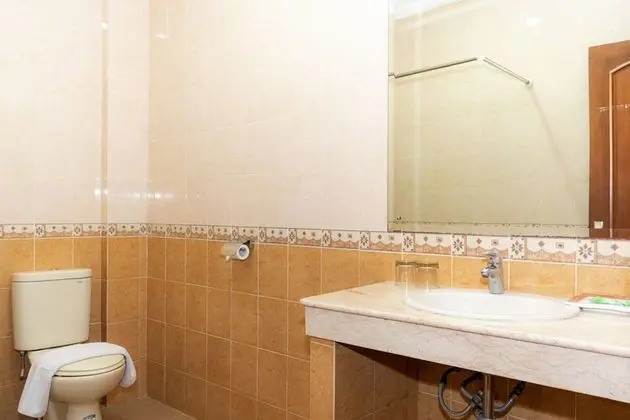 Deluxe İki Ayrı Yataklı Oda (RedDoorz)
