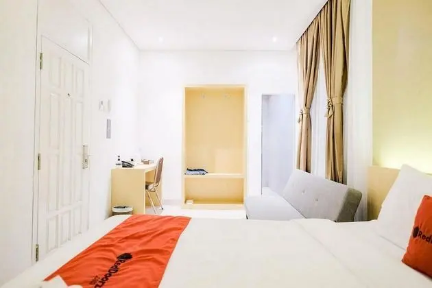 Tek Büyük Yataklı Oda (Reddoorz)
