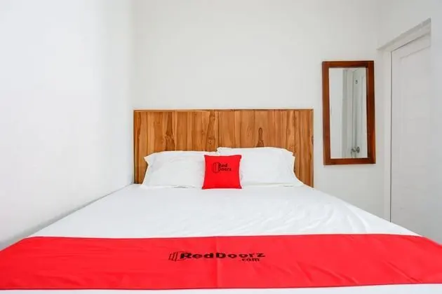 Tek Büyük Yataklı Oda (RedDoorz)