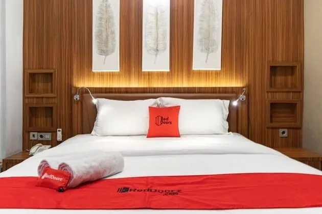 Tek Büyük Yataklı Oda (RedDoorz)