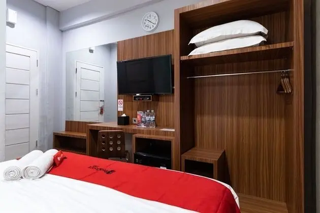 Tek Büyük Yataklı Oda (RedDoorz)
