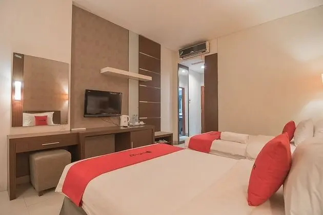 Deluxe İki Ayrı Yataklı Oda (RedDoorz)