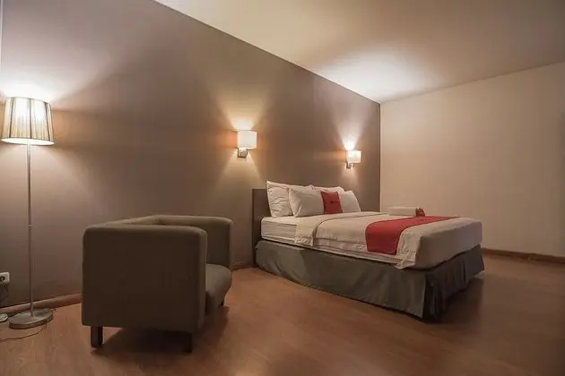 Süit (RedDoorz)