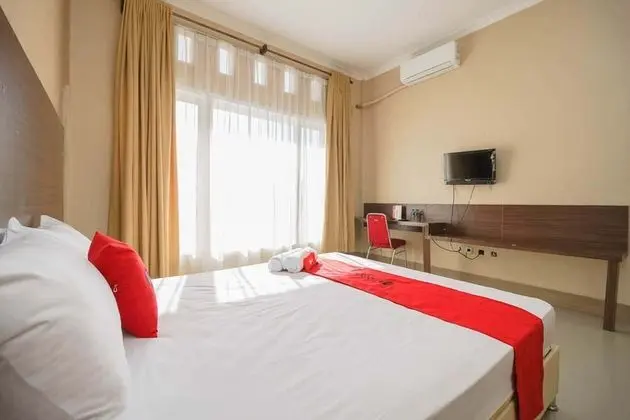 Tek Büyük Yataklı Oda (RedDoorz)