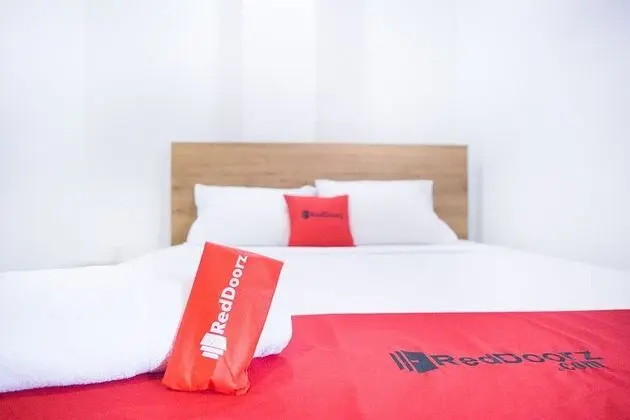 Tek Büyük Yataklı Oda (RedDoorz)