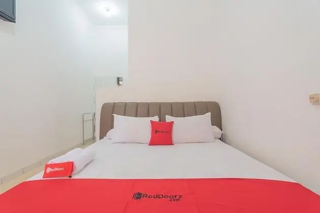 Economy Tek Büyük Yataklı Oda (Reddoorz)