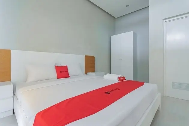 Deluxe Oda (RedDoorz)