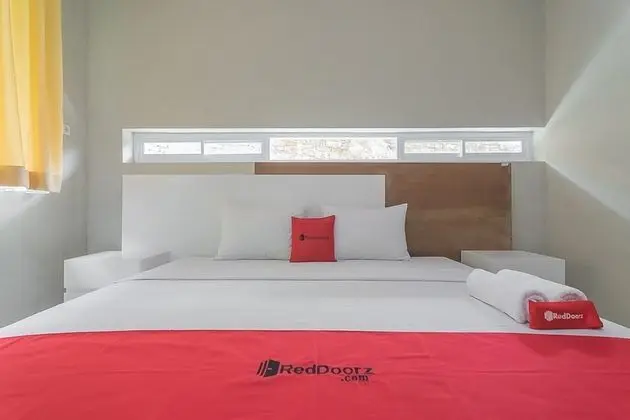 Deluxe Oda (RedDoorz)