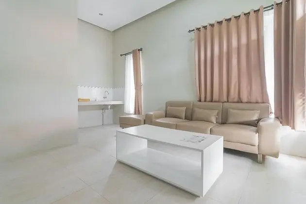 Deluxe Oda (RedDoorz)