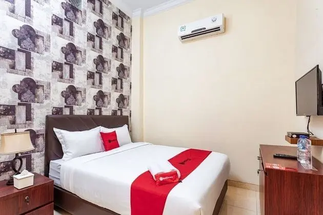 Tek Büyük Yataklı Oda (RedDoorz)