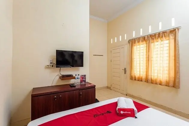 Tek Büyük Yataklı Oda (RedDoorz)