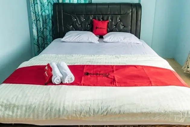 Tek Büyük Yataklı Oda (RedDoorz)