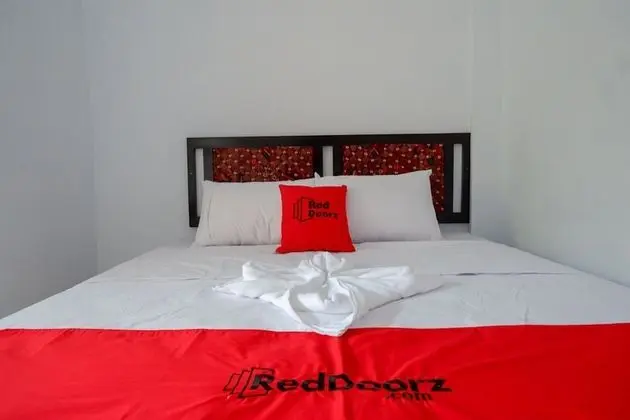 Tek Büyük Yataklı Oda (RedDoorz)