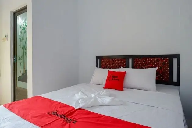 Tek Büyük Yataklı Oda (RedDoorz)