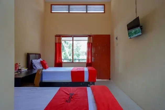 İki Ayrı Yataklı Oda (RedDoorz)