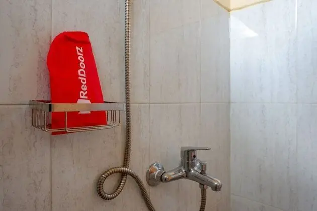 İki Ayrı Yataklı Oda (RedDoorz)