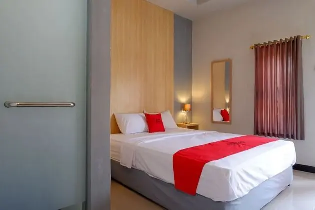 Tek Büyük Yataklı Oda (RedDoorz)