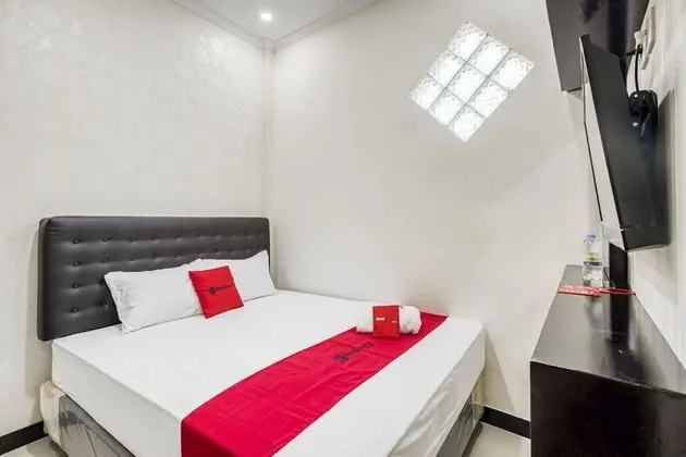 Tek Büyük Yataklı Oda (RedDoorz)