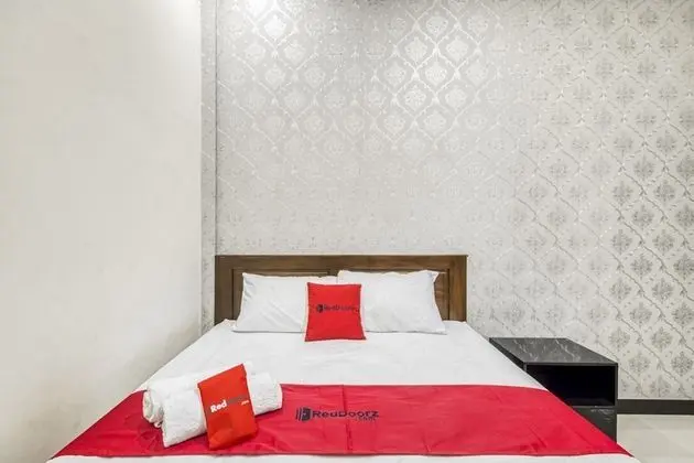 Tek Büyük Yataklı Oda (RedDoorz)