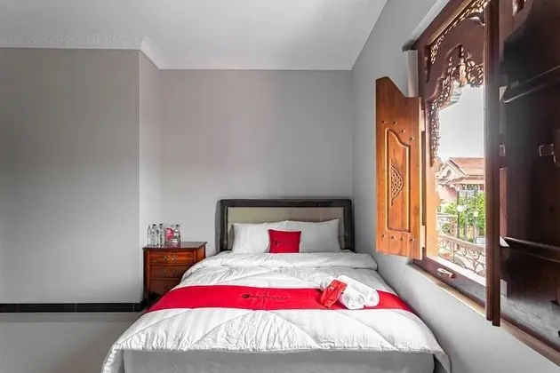 Tek Büyük Yataklı Oda (RedDoorz)