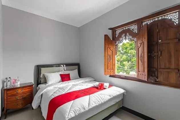 Tek Büyük Yataklı Oda (RedDoorz)