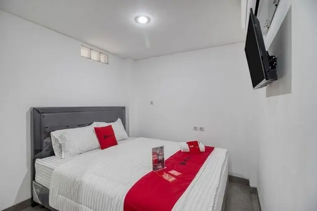 Tek Büyük Yataklı Oda (RedDoorz)