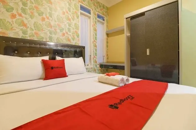 Tek Büyük Yataklı Oda (Reddoorz)