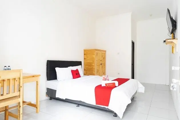 Tek Büyük Yataklı Oda (RedDoorz)