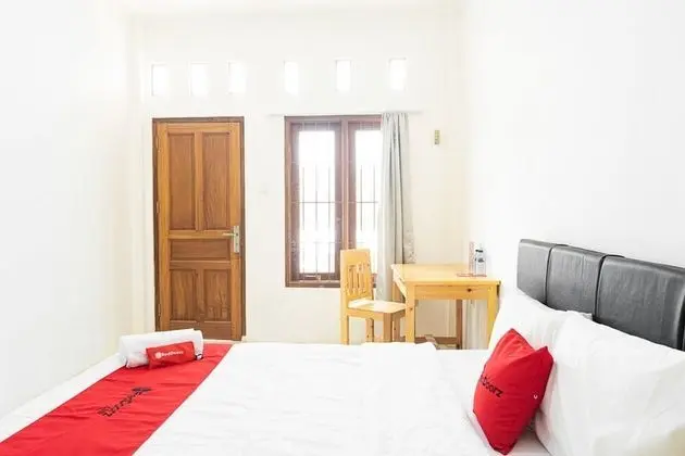 Tek Büyük Yataklı Oda (RedDoorz)