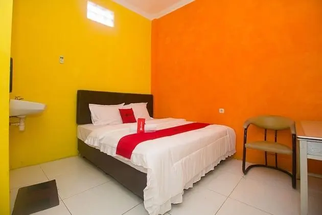 Tek Büyük Yataklı Oda (RedDoorz)