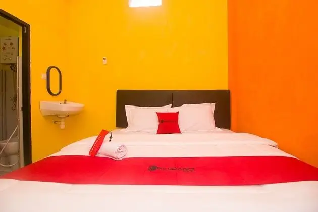 Tek Büyük Yataklı Oda (RedDoorz)