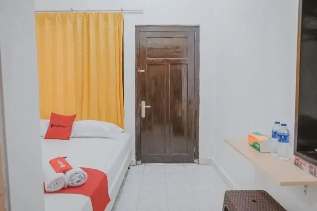 Tek Büyük Yataklı Oda (RedDoorz)