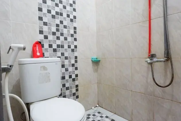 İki Ayrı Yataklı Oda (RedDoorz)