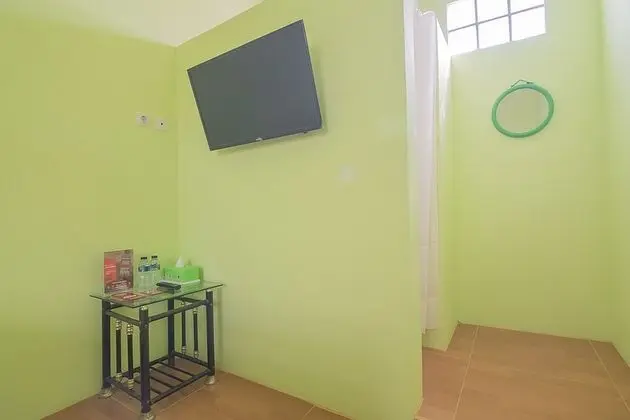 Tek Büyük Yataklı Oda (RedDoorz)