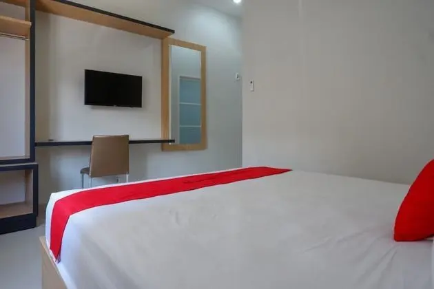 Tek Büyük Yataklı Oda (RedDoorz)