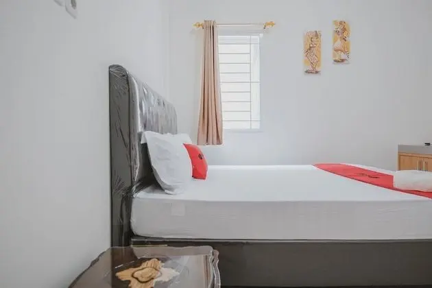 Tek Büyük Yataklı Oda (RedDoorz)