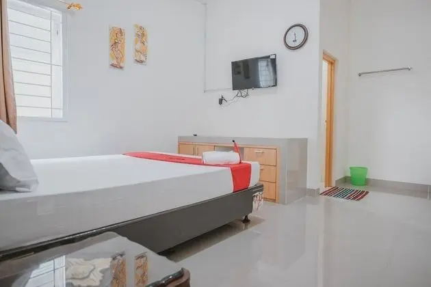 Tek Büyük Yataklı Oda (RedDoorz)