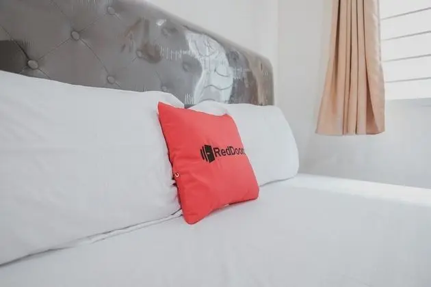 Tek Büyük Yataklı Oda (RedDoorz)