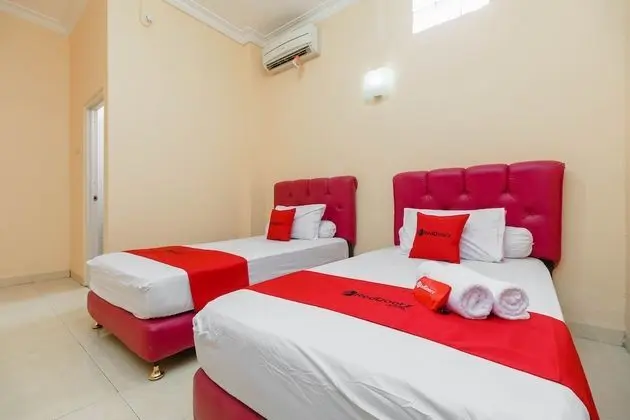 İki Ayrı Yataklı Oda (RedDoorz)
