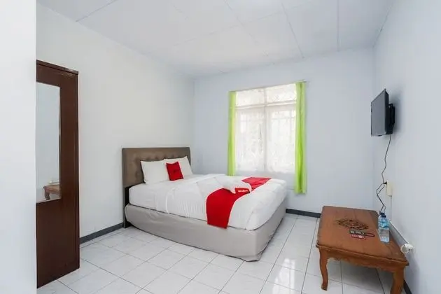 Tek Büyük Yataklı Oda (RedDoorz)