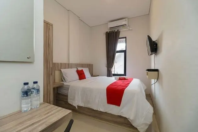 Tek Büyük Yataklı Oda (RedDoorz)