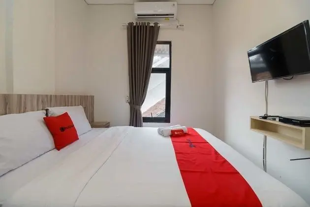 Tek Büyük Yataklı Oda (RedDoorz)