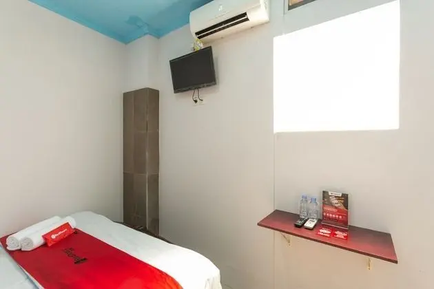 Tek Büyük Yataklı Oda (RedDoorz)