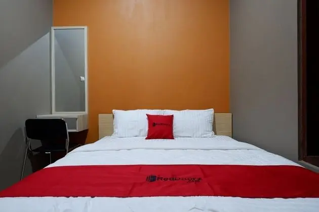 Tek Büyük Yataklı Oda (RedDoorz)