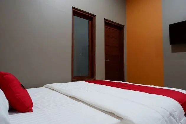 Tek Büyük Yataklı Oda (RedDoorz)