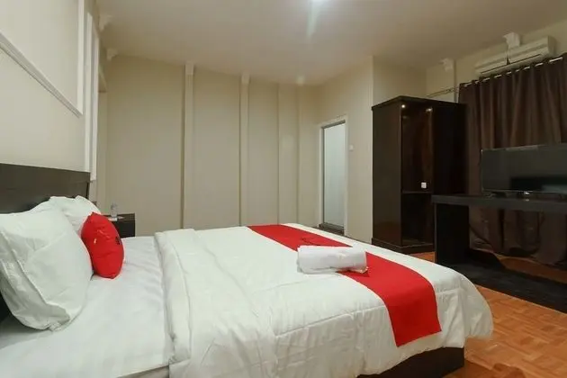 Tek Büyük Yataklı Oda (RedDoorz)