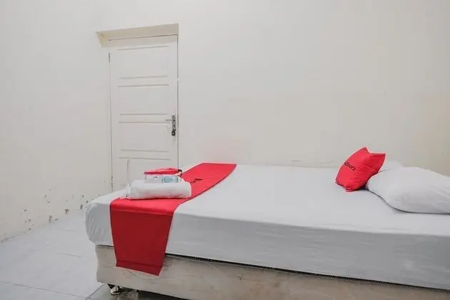 Tek Büyük Yataklı Oda (RedDoorz)